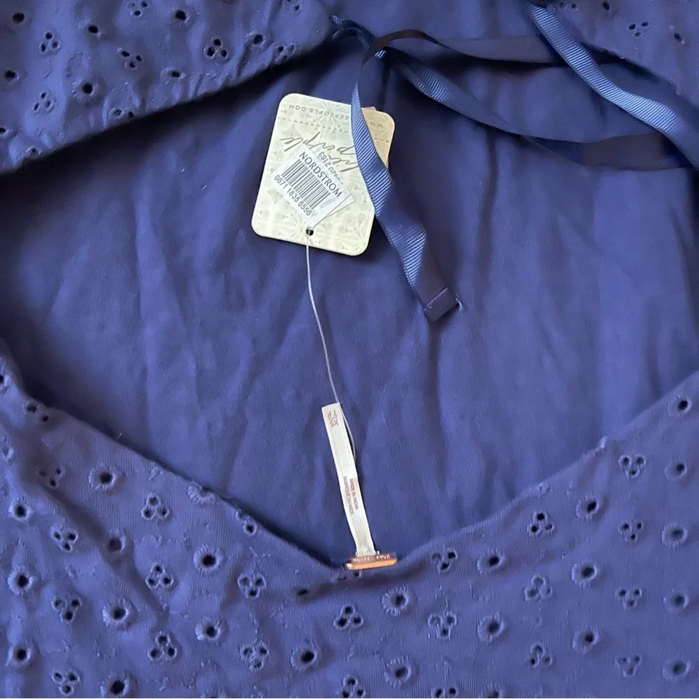 Free People Eyelet Dress NWT - Picture 7 of 8